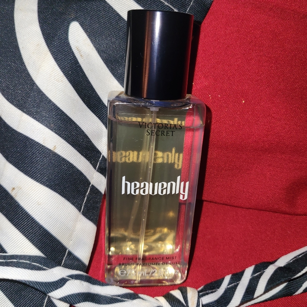 Women's Fragrance Mist (HEAVENLY) By Victoria Secret